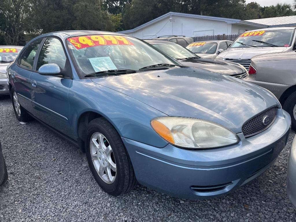 2006 Ford Taurus